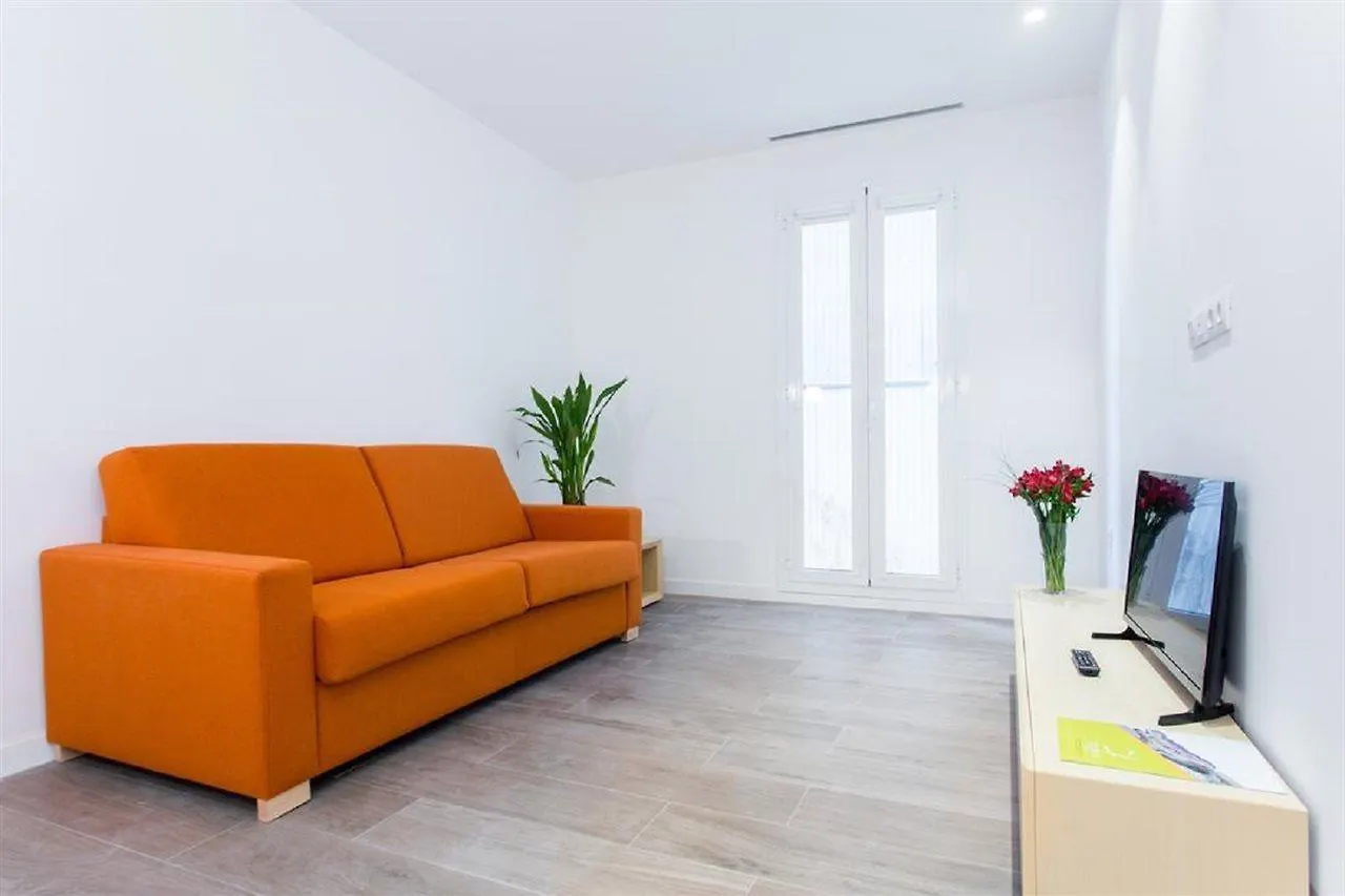 Cosmo Apartments Marina Auditori Барселона 3*,